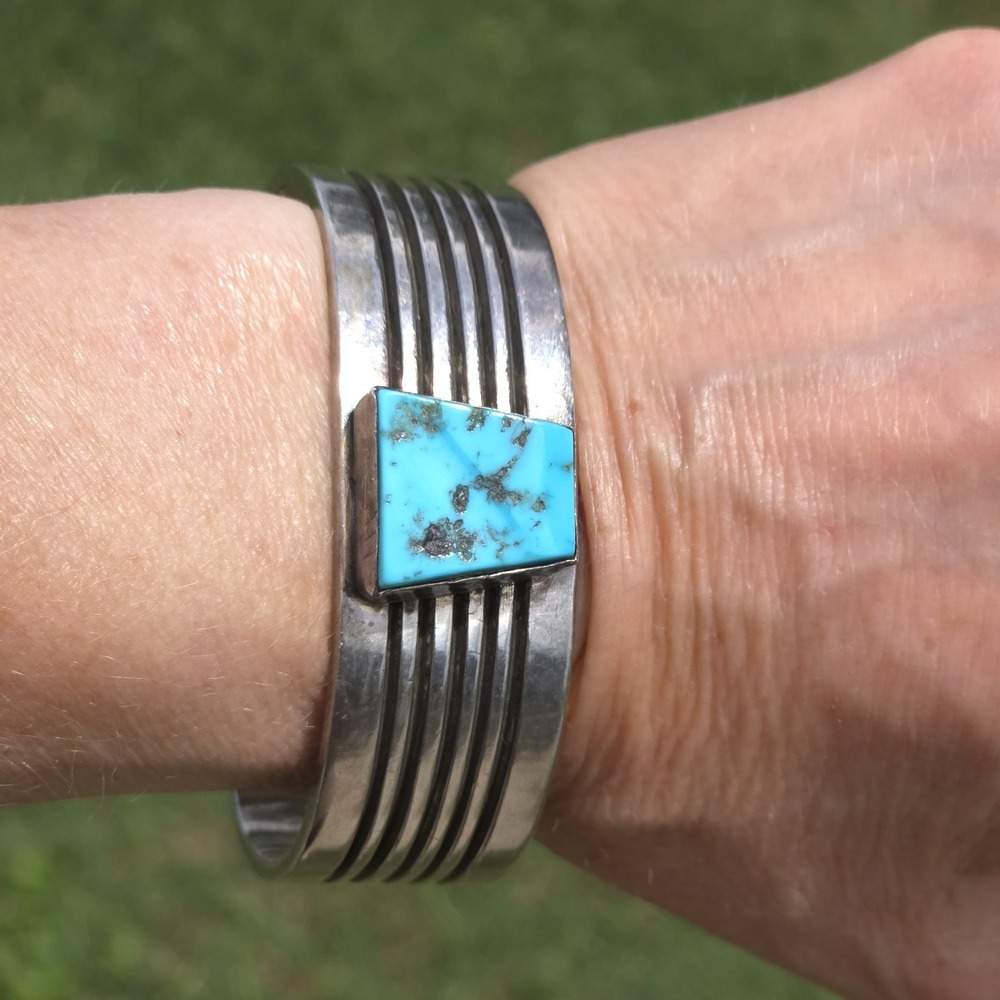 Sterling Silver Cuff‎ Ridged Bracelet Kingman Black Web Turquoise Abstract NA